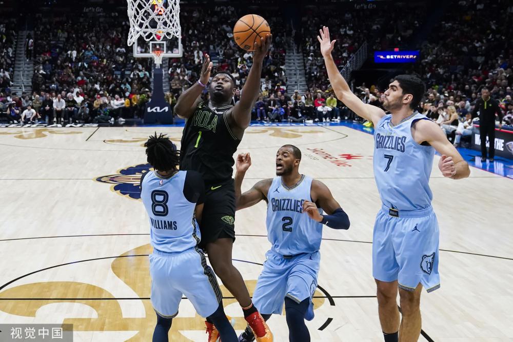 吸引无数足 吸引无数足