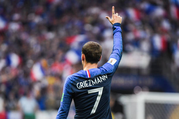 探讨球员发 探讨球员发