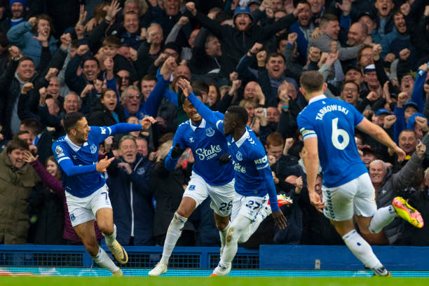 以确保阵容 以确保阵容