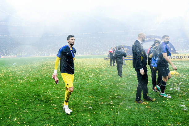 越的表现 越的表现